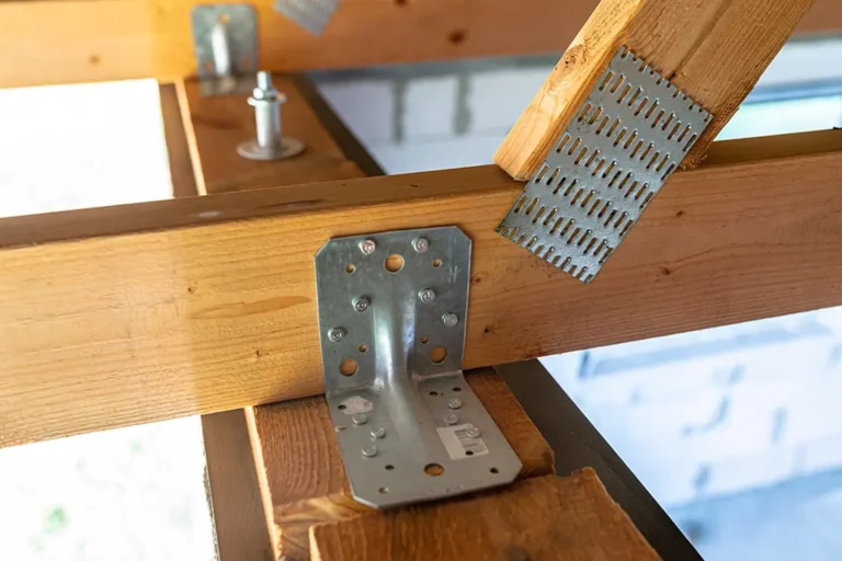 Wind Mitigation Retrofit Solution Roof Clip and Rood Strap